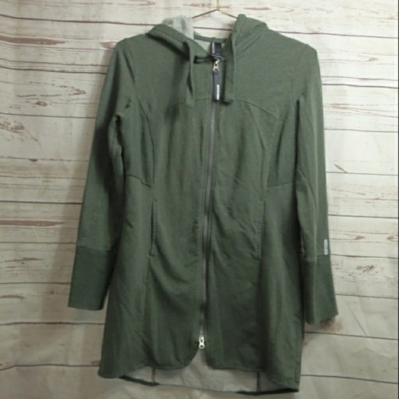 Mondetta Tops - $5  Mondetta Green  stadium hoodie sz small